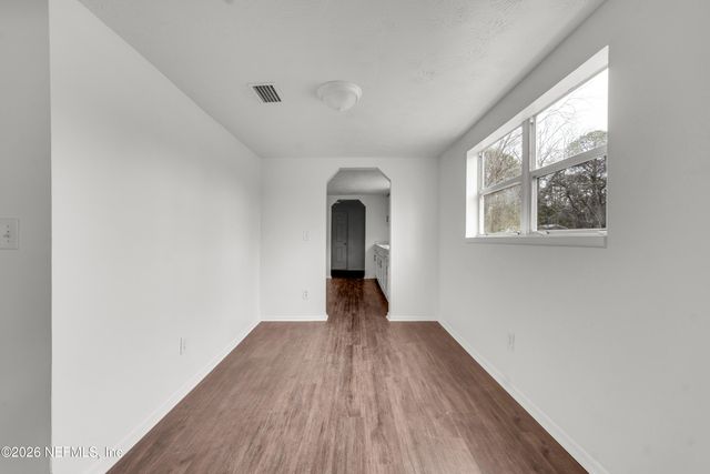 3035 LUCOMA Drive, Jacksonville, FL 32254