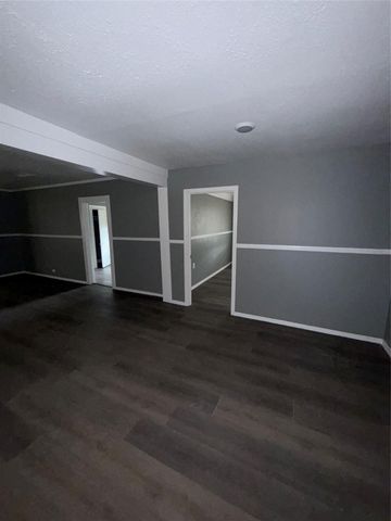 1300 N 8th Street, Baytown, TX 77520