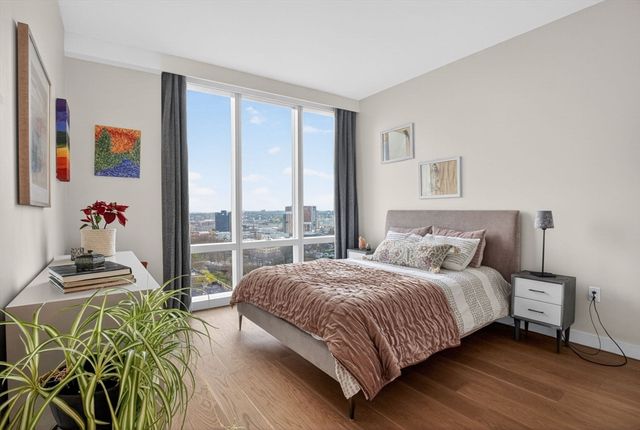 188 Brookline Ave 19B, Boston, MA 02215