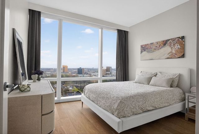 188 Brookline Ave 19B, Boston, MA 02215