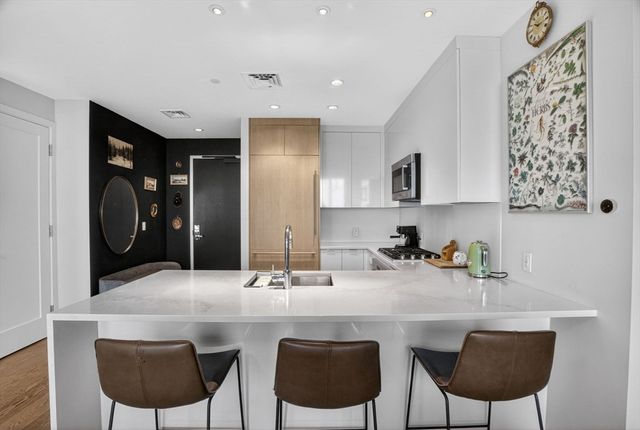 188 Brookline Ave 19B, Boston, MA 02215