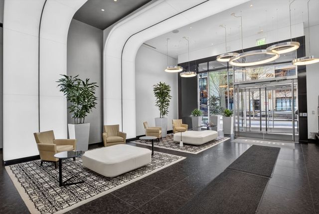 188 Brookline Ave 19B, Boston, MA 02215