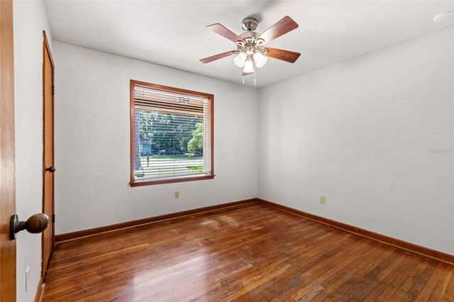 2256 NW 9TH PLACE, Gainesville, FL 32605