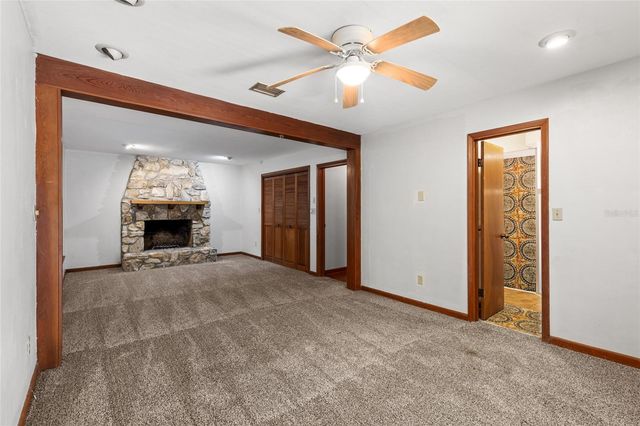 2256 NW 9TH PLACE, Gainesville, FL 32605