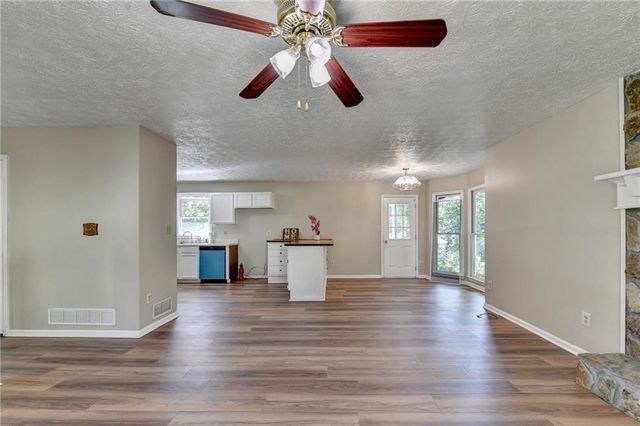18 Silverthorne Court, Douglasville, GA 30134