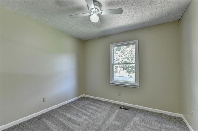 18 Silverthorne Court, Douglasville, GA 30134