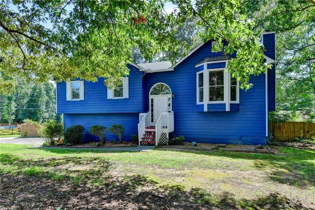 18 Silverthorne Court, Douglasville, GA 30134