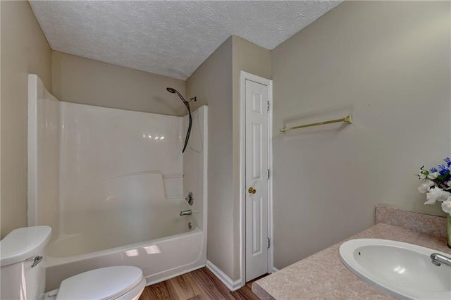 18 Silverthorne Court, Douglasville, GA 30134