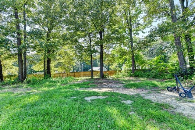 18 Silverthorne Court, Douglasville, GA 30134