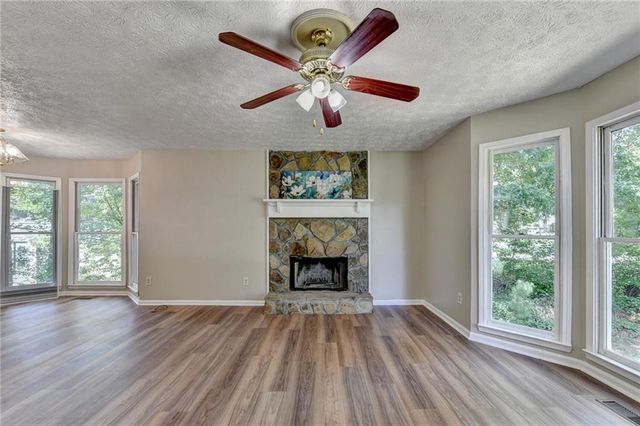 18 Silverthorne Court, Douglasville, GA 30134