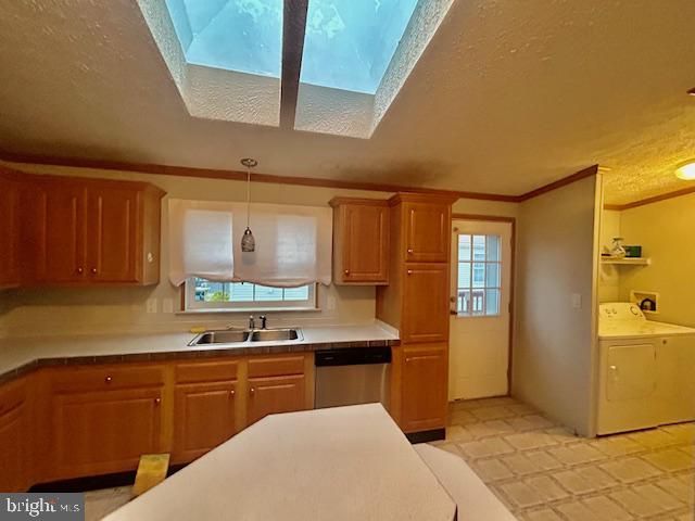 3202 FOXGLOVE LN, Middle River, MD 21220