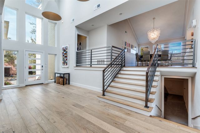 6438 Riverview Lane, Dallas, TX 75248