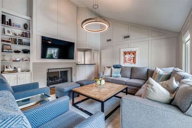 6438 Riverview Lane, Dallas, TX 75248