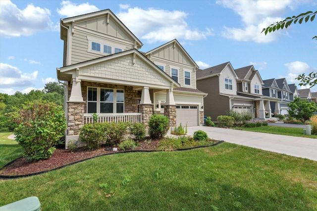 340 Hamilton Road, St. Charles, IL 60175