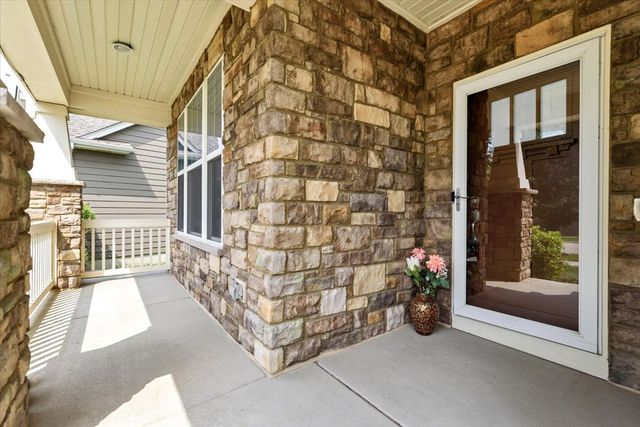 340 Hamilton Road, St. Charles, IL 60175