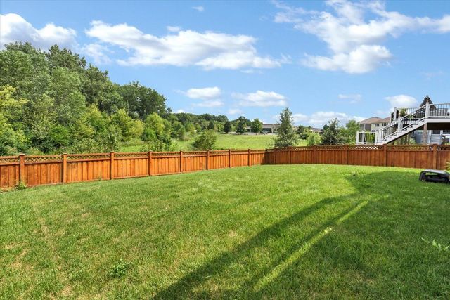 340 Hamilton Road, St. Charles, IL 60175