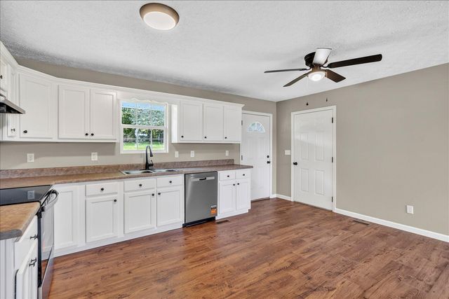 265 Joshua Circle, Whitwell, TN 37397