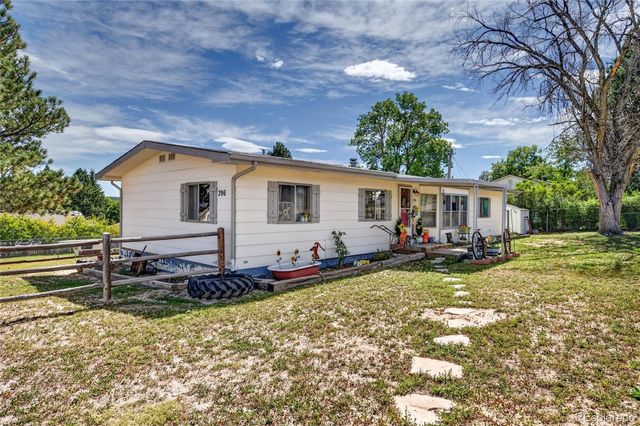 396 W Elm Street, Elizabeth, CO 80107