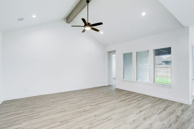 3003 Lago Costa Drive, Texas City, TX 77568