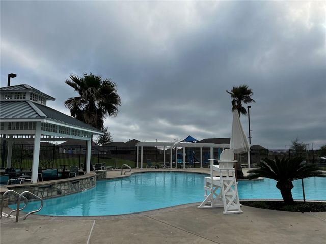 3003 Lago Costa Drive, Texas City, TX 77568