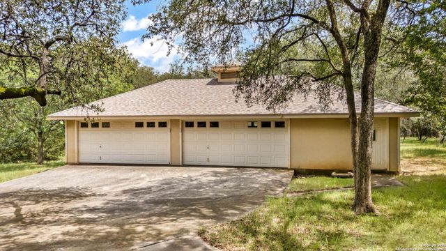 10911 Dedeke, New Braunfels, TX 78132