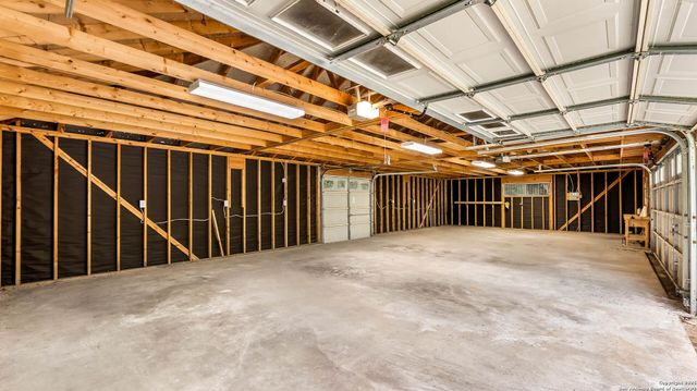10911 Dedeke, New Braunfels, TX 78132