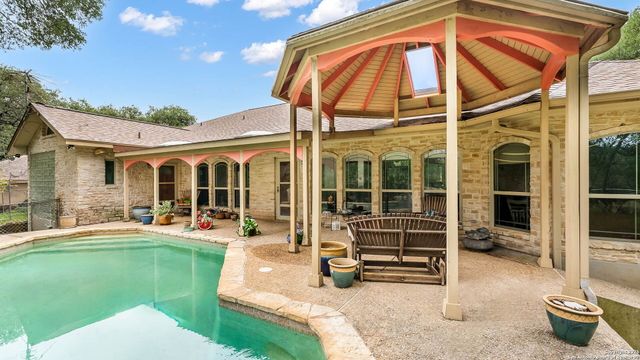10911 Dedeke, New Braunfels, TX 78132