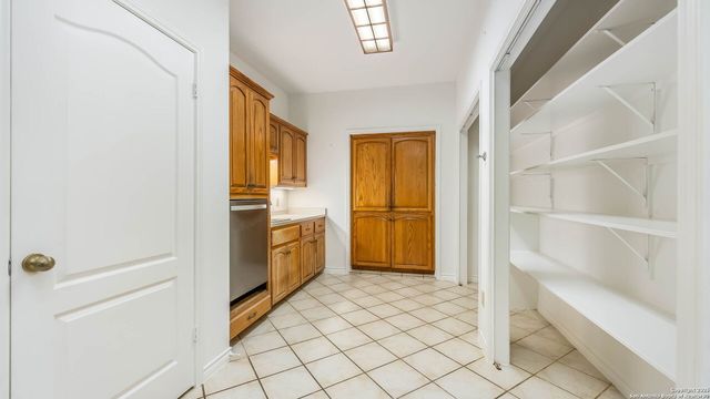 10911 Dedeke, New Braunfels, TX 78132