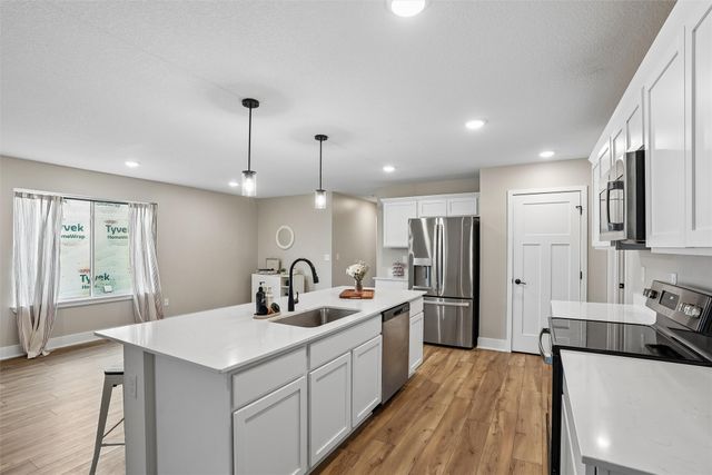 1620 Justice Way, Knoxville, IA 50138