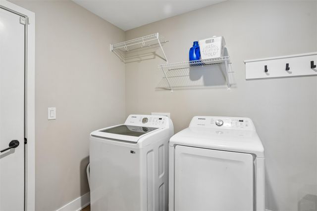 1620 Justice Way, Knoxville, IA 50138