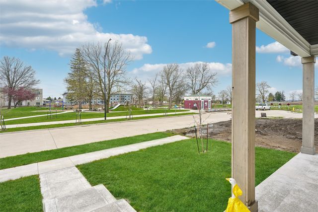 1620 Justice Way, Knoxville, IA 50138