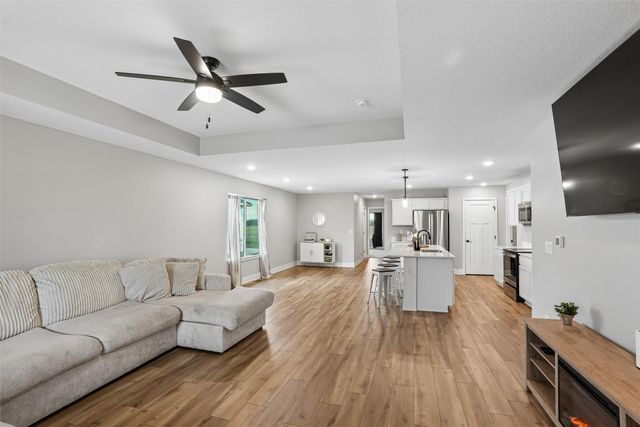 1620 Justice Way, Knoxville, IA 50138