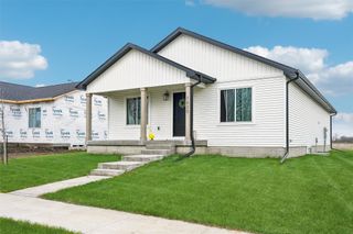 1620 Justice Way, Knoxville, IA 50138