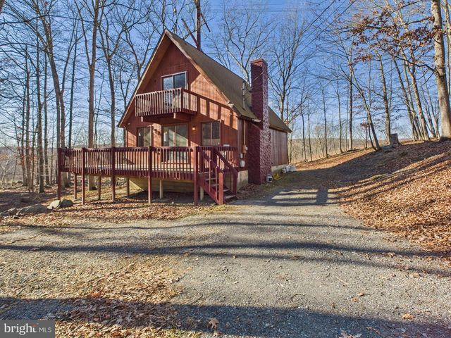 175 SALISBURY RD, Bushkill, PA 18324