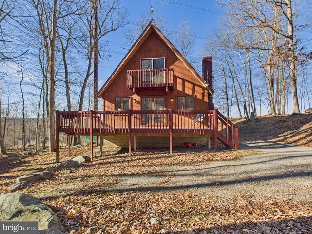 175 SALISBURY RD, Bushkill, PA 18324
