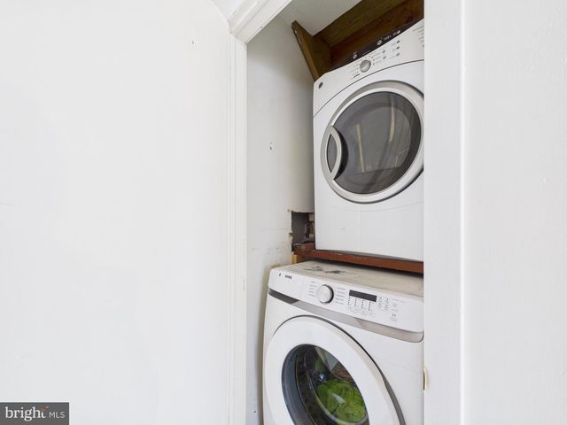 175 SALISBURY RD, Bushkill, PA 18324