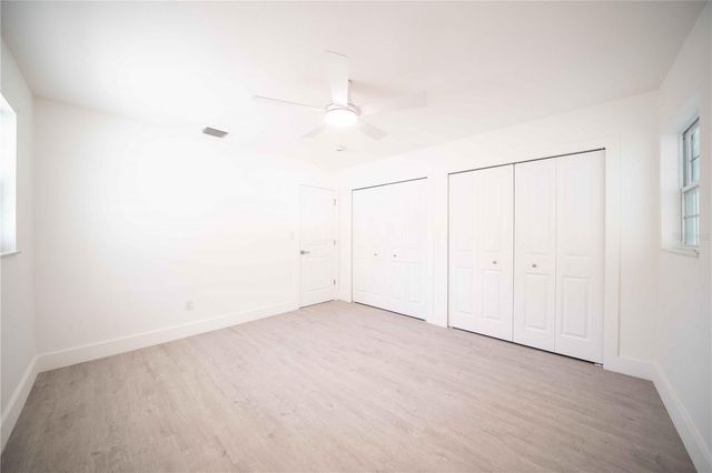 851 76TH AVENUE N, St Petersburg, FL 33702