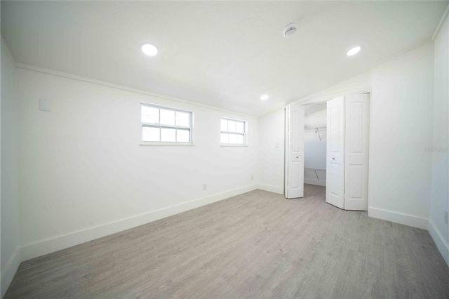 851 76TH AVENUE N, St Petersburg, FL 33702