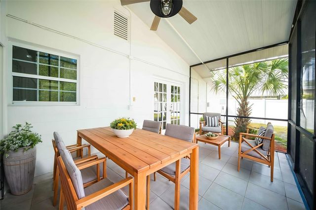 851 76TH AVENUE N, St Petersburg, FL 33702