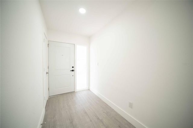 851 76TH AVENUE N, St Petersburg, FL 33702