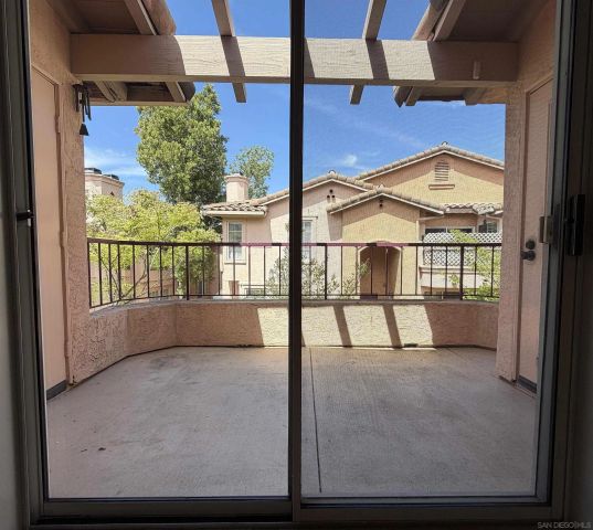 18680 Caminito Cantilena 236, San Diego, CA 92128