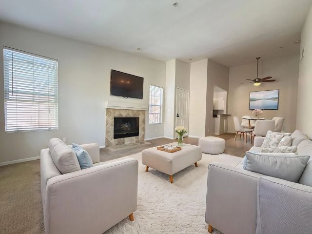 18680 Caminito Cantilena 236, San Diego, CA 92128