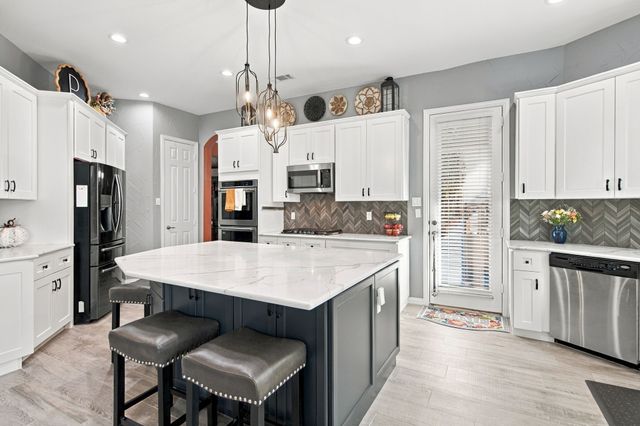 3001 Autumn Sage Trail, Flower Mound, TX 75022