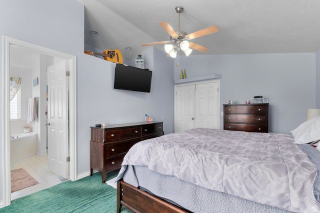 5015 W ROCK RIDGE LN, West Jordan, UT 84081