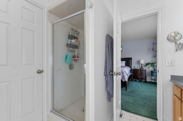 5015 W ROCK RIDGE LN, West Jordan, UT 84081