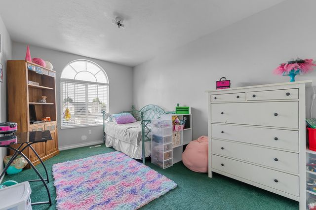 5015 W ROCK RIDGE LN, West Jordan, UT 84081