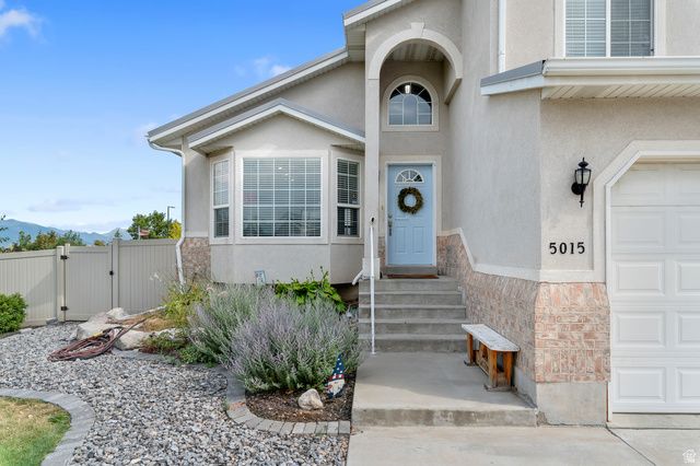 5015 W ROCK RIDGE LN, West Jordan, UT 84081
