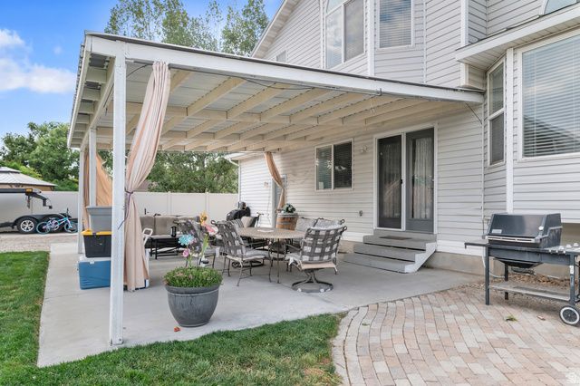 5015 W ROCK RIDGE LN, West Jordan, UT 84081