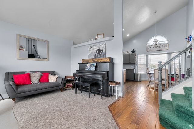 5015 W ROCK RIDGE LN, West Jordan, UT 84081