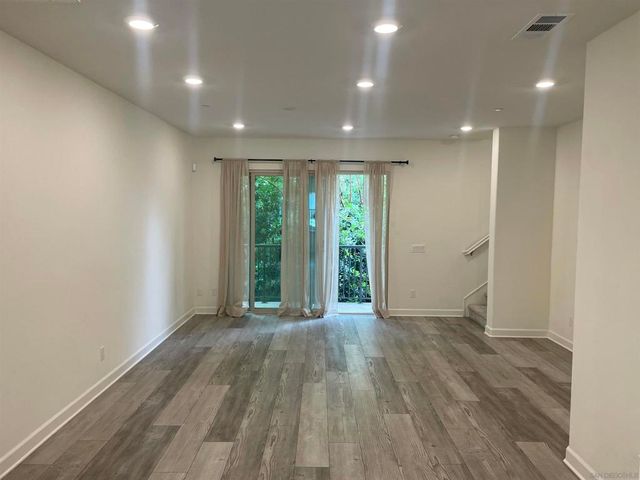 4374 Nautilus Way 8, Oceanside, CA 92056